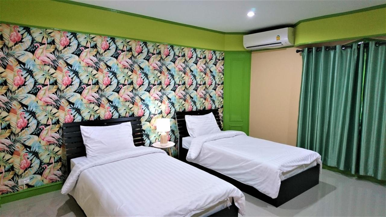 โรงแรมเมืองเพรียวอินน์ Mueang Phriao Inn Hotel Sara Buri Buitenkant foto